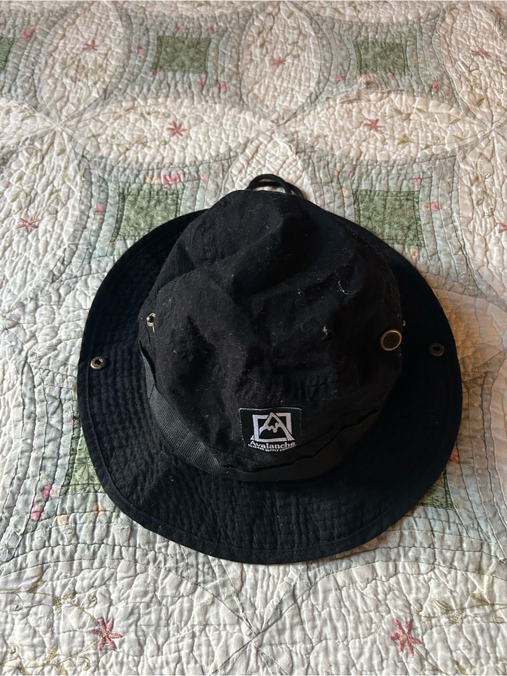 Avalanche Black Men’s Bucket Hat with Logo Patch